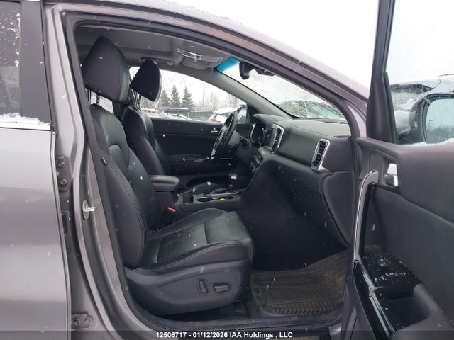 KNDPRCA69H7279184 KIA Sportage Sx