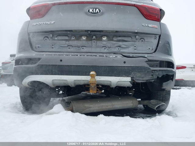 KNDPRCA69H7279184 KIA Sportage Sx