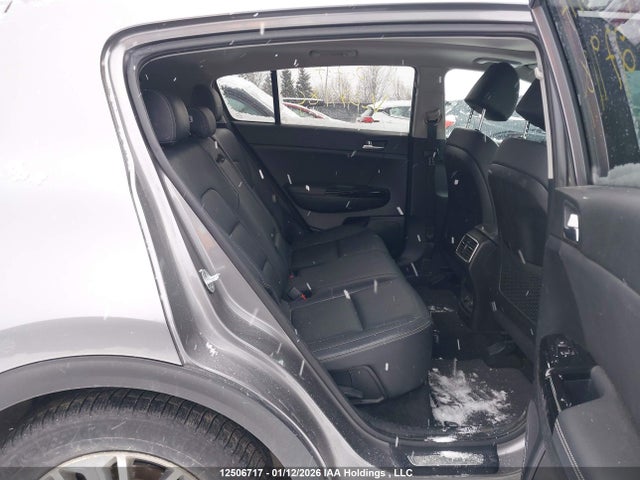 KNDPRCA69H7279184 KIA Sportage Sx