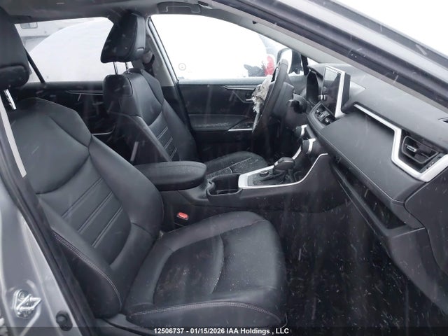 2T3RWRFV9PW154399 Toyota Rav4 Xle/woodland Edition