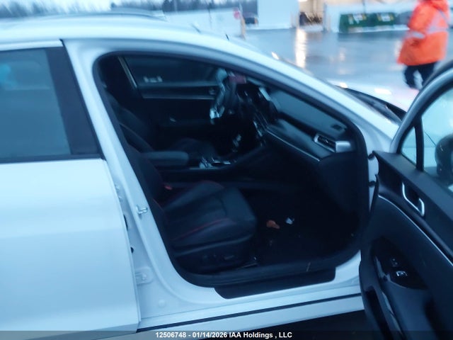 5XXG44J8XPG214145 KIA K5 Gt