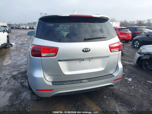 KNDMB5C13H6269728 KIA SEDONA LX