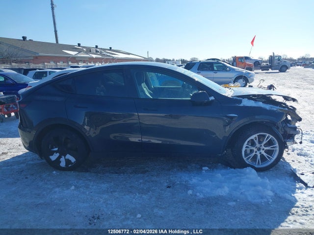 7SAYGDEE4RF041808 Tesla Model Y Long Range