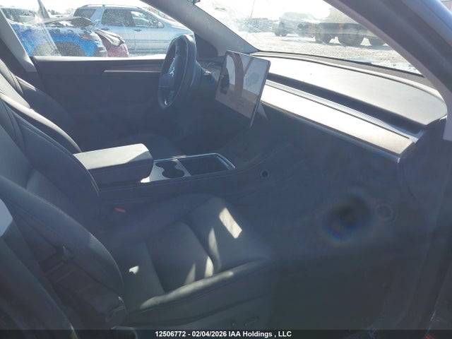 7SAYGDEE4RF041808 Tesla Model Y Long Range