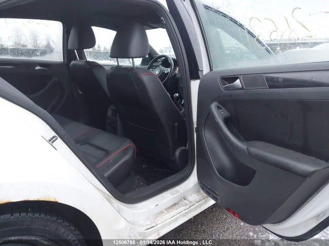 3VW5S7AJ5EM266311 Volkswagen JETTA GLI