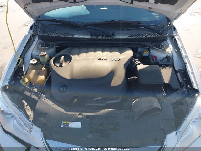 1C3CCBCG5EN121369 Chrysler 200 Limited