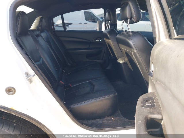 1C3CCBCG5EN121369 Chrysler 200 Limited