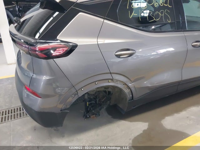 1G1FY6S06P4143095 Chevrolet Bolt Euv Lt