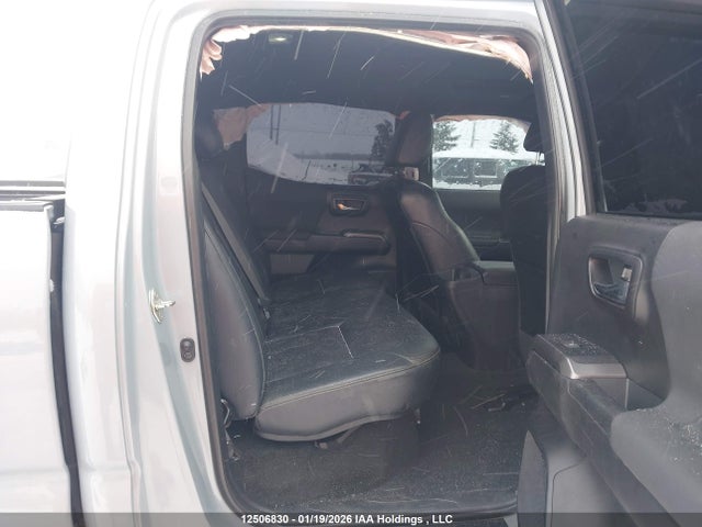 5TFDZ5BN4KX040492 Toyota Tacoma Double Cab/sr5/trd Sport/trd Off Road