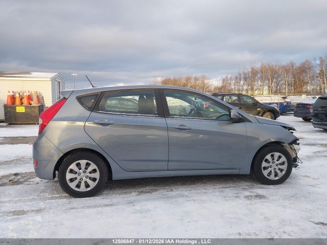 KMHCT5AE9HU358063 Hyundai ACCENT GL