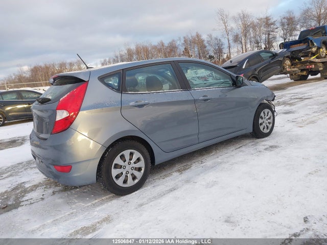 KMHCT5AE9HU358063 Hyundai ACCENT GL
