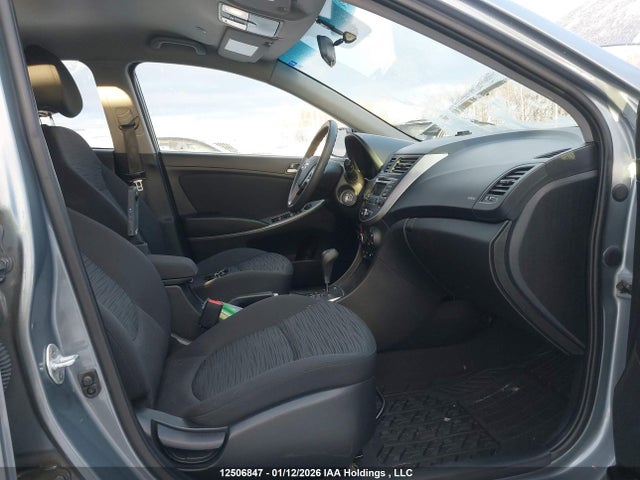 KMHCT5AE9HU358063 Hyundai ACCENT GL