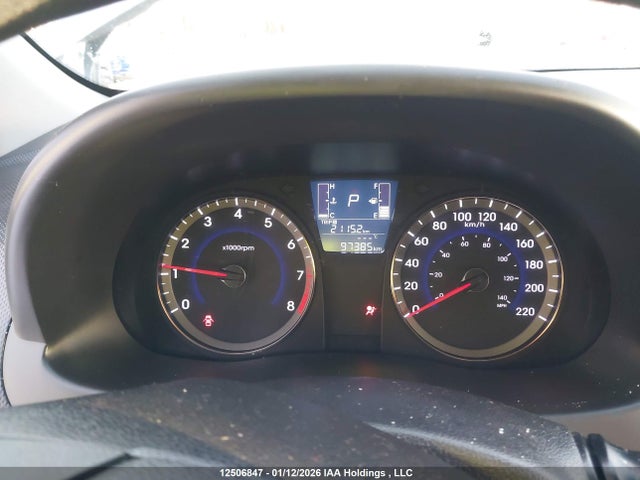 KMHCT5AE9HU358063 Hyundai ACCENT GL