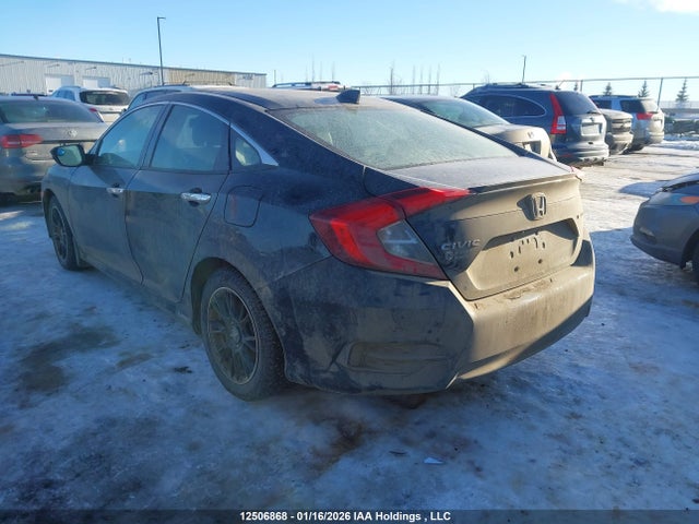 2HGFC1F99JH104370 Honda Civic Touring