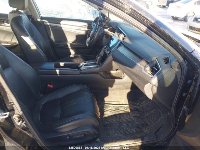 2HGFC1F99JH104370 Honda Civic Touring