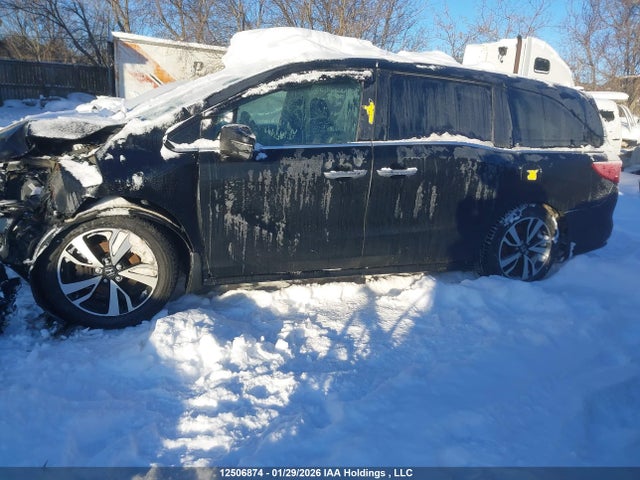 5FNRL6H88JB500762 Honda Odyssey Touring