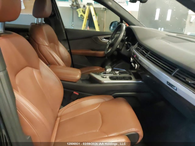 WA1WAAF77JD051873 Audi Q7 Technik S-line