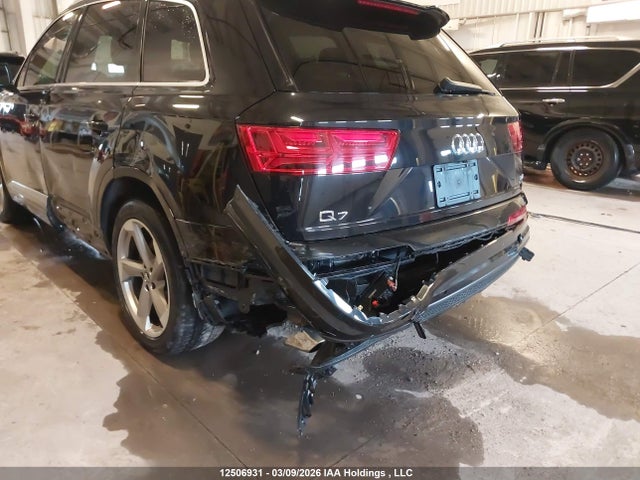 WA1WAAF77JD051873 Audi Q7 Technik S-line