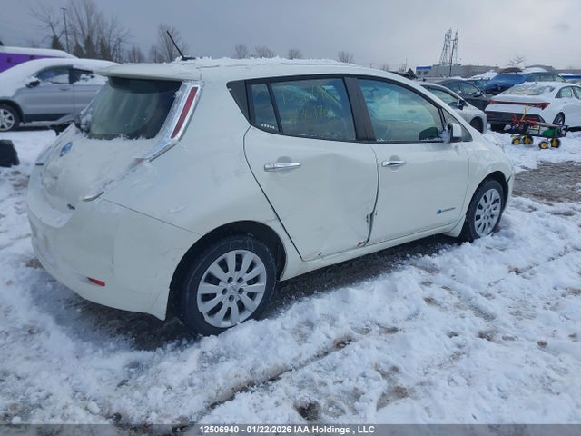 1N4AZ0CP3GC301704 Nissan Leaf