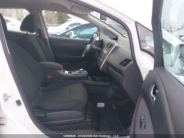 1N4AZ0CP3GC301704 Nissan Leaf
