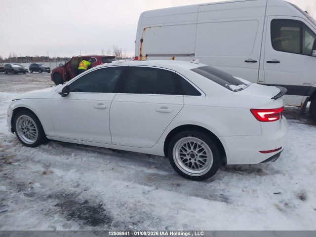 WAUBNAF43HN003416 Audi A4