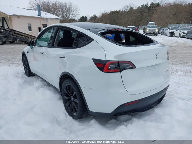 Продажа на аукционе авто 2021 Tesla Model Y, vin: 5YJYGDEE2MF064834, номер лота: 12506981