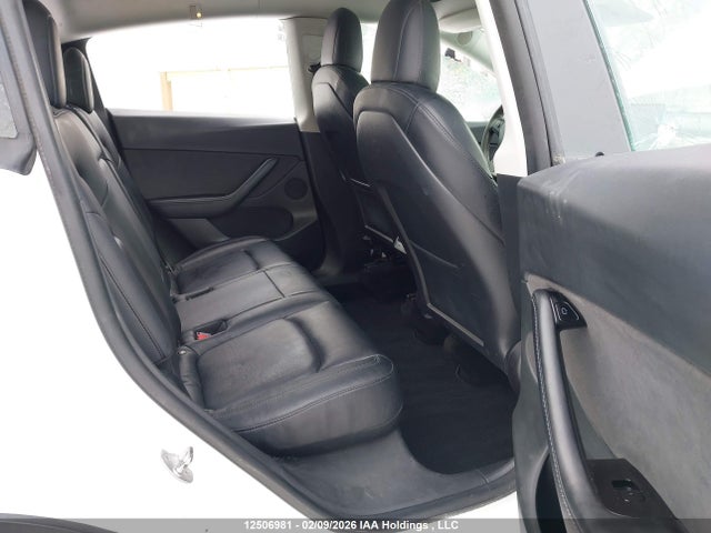 Продажа на аукционе авто 2021 Tesla Model Y, vin: 5YJYGDEE2MF064834, номер лота: 12506981