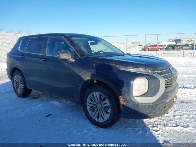 JA4J4UA89RZ612740 Mitsubishi Outlander Es