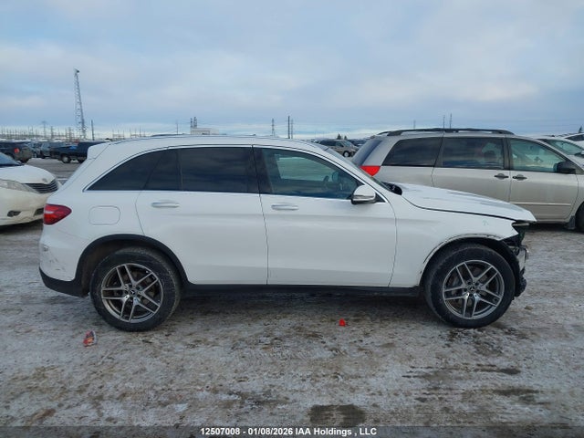 WDC0G4KBXJV016948 Mercedes-Benz Glc 300 4matic