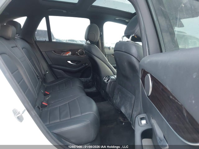 WDC0G4KBXJV016948 Mercedes-Benz Glc 300 4matic