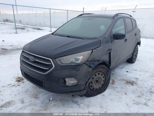 Ford ESCAPE SE 2018 1FMCU0GD8JUB64693 Image 2