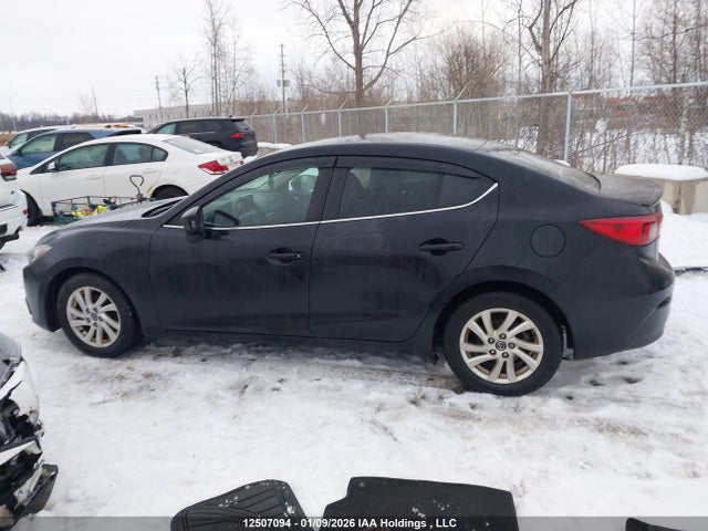 3MZBM1V79EM111527 Mazda Mazda3 Gs-sky