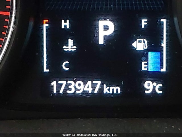 JA4JZ3AX2HZ610023 Mitsubishi Outlander Se