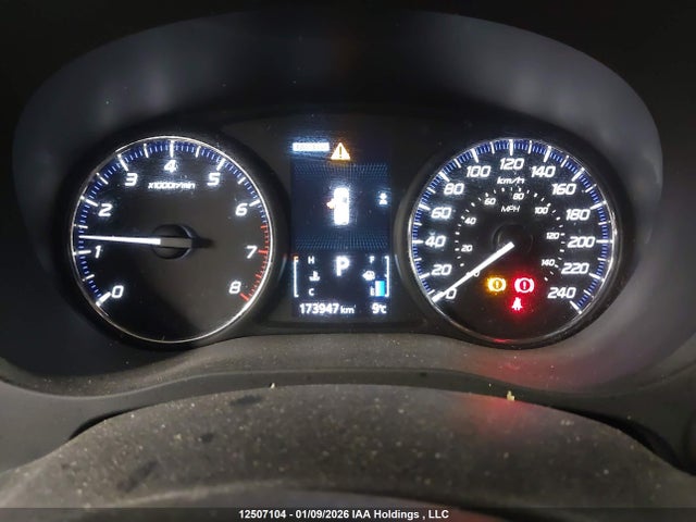 JA4JZ3AX2HZ610023 Mitsubishi Outlander Se