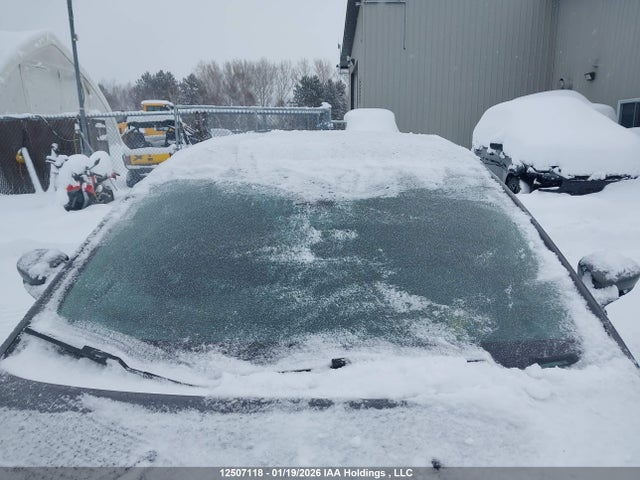 1C3CCCAB0FN679015 Chrysler 200
