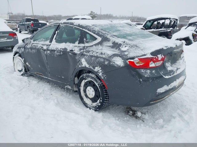 1C3CCCAB0FN679015 Chrysler 200