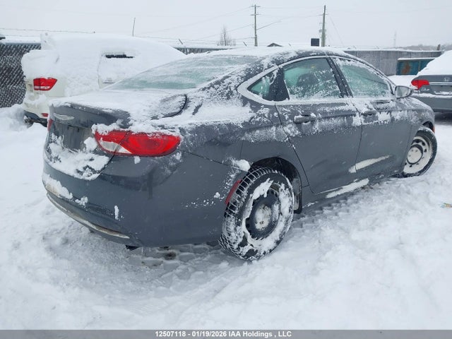 1C3CCCAB0FN679015 Chrysler 200