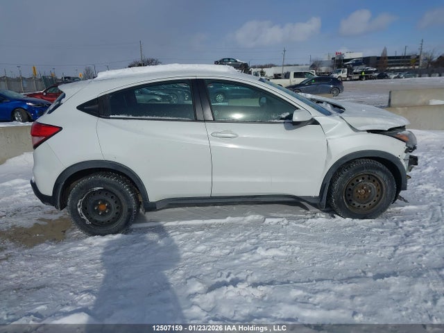 3CZRU5H31JM100298 Honda HR-V LX