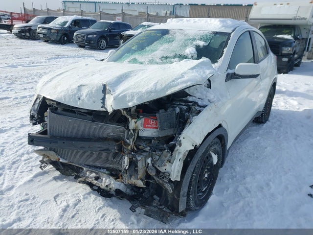 3CZRU5H31JM100298 Honda HR-V LX