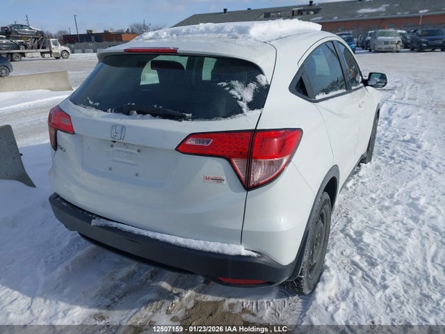 3CZRU5H31JM100298 Honda HR-V LX