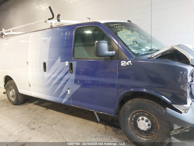 1GCZGHFG8K1182663 Chevrolet Express 3500 Work Van