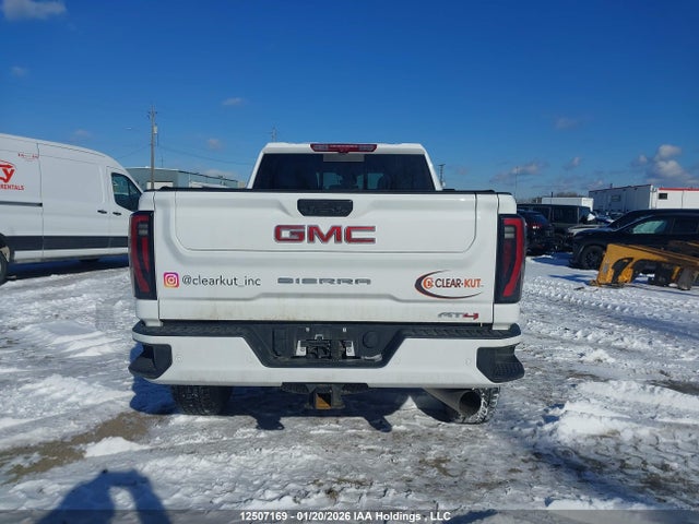 1GT49PEY4RF357870 GMC Sierra 2500hd At4