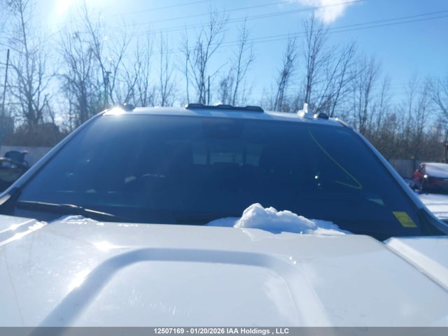 1GT49PEY4RF357870 GMC Sierra 2500hd At4