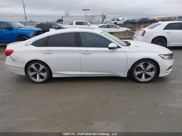 1HGCV2F96KA800882 Honda Accord Touring