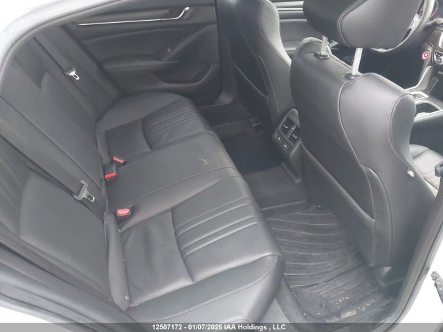 1HGCV2F96KA800882 Honda Accord Touring