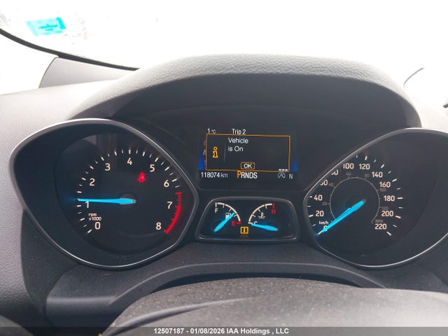 1FMCU9GD5JUA13041 Ford ESCAPE SE