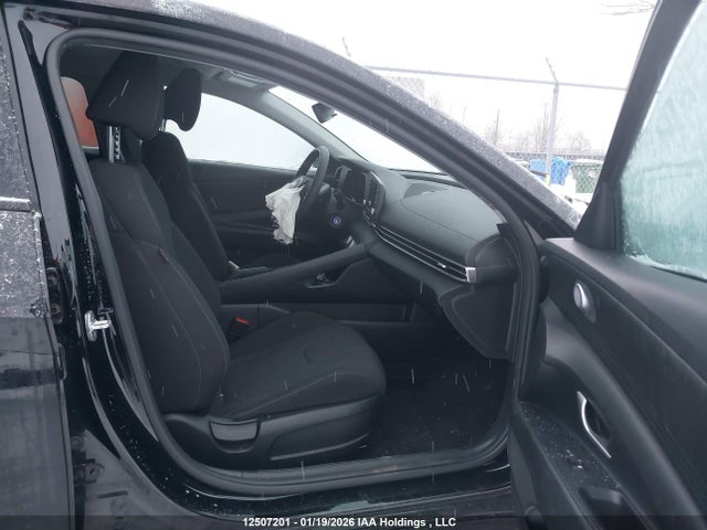 KMHLM4AG2MU190379 Hyundai Elantra Essential Ivt With Hyundai Smartsense Package