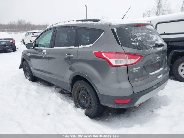 1FMCU9GX5EUA24850 Ford ESCAPE SE