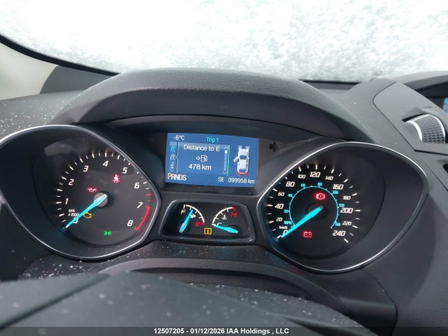 1FMCU9GX5EUA24850 Ford ESCAPE SE