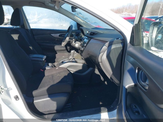 JN1BJ1CW2LW386341 Nissan QASHQAI